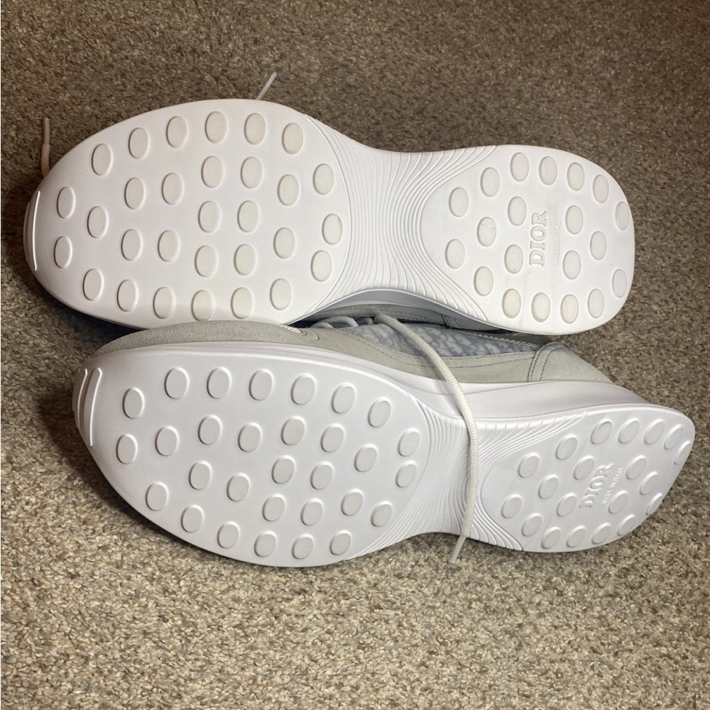 Dior B25 RUNNER SNEAKER - Picture 2 of 8